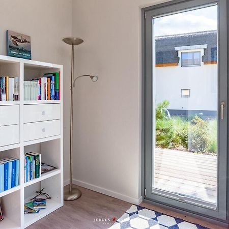 Ostsee - Reetdachhaus Nr 7 "Haddock" Im Strand Resort Хайлигенхафен Экстерьер фото
